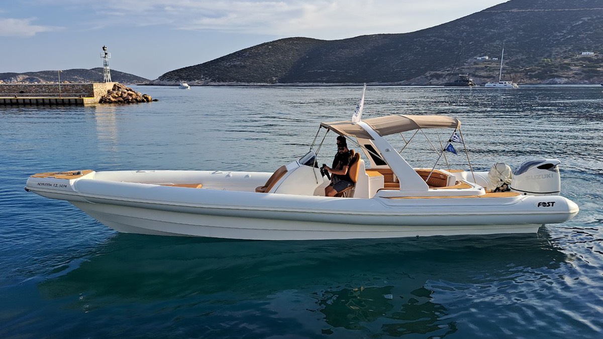 milos boat rentals