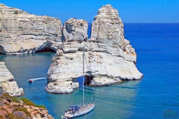 milos private boat cruises